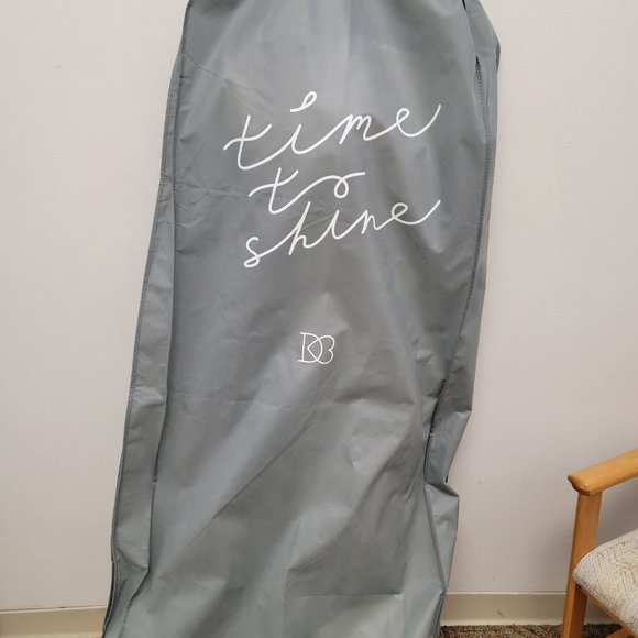 NWT 18W Oleg Cassini Wedding Dress - Picture 8 of 8